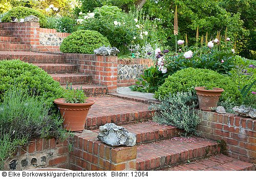 Treppe im Garten