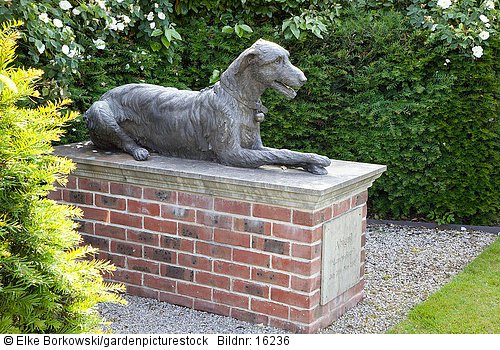 Denkmal für einen Hund